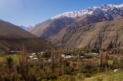 Un suggestivo panorama di Pisco Elqui, Cile. Nel corso della storia il nome di questo centro abitato è cambiato più volte: La Greda sino al 1873 prima e poi La Reunion (sino al ...