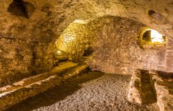 Un vecchio fienile di epoca gallo-romana nella città di Narbonne, Francia.
