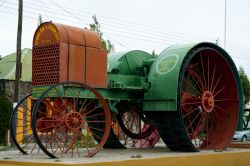 Un vecchio trattore Emerson Brantingham a Gobernador Gregores, Argentina: questo esemplare è stato importato da Londra nel 1917 e utilizzato in diverse attività agricole - © ...