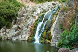Una bella cascata nei pressi di Villacidro in Sardegna