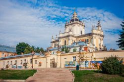 Una bella veduta della cattedrale di San Giorgio a Lviv, Ucraina. Chiesa di riferimento per gli ortodossi ucraini, la cattedrale di San Giorgio Martire è una fra le più decorate ...