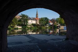 Una bella veduta di Metz con la guglia della cattedrale, Francia.

