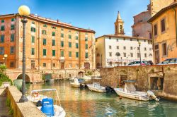 Una bella veduta di Venezia Nuova a Livorno, Toscana. Rappresenta il vero centro storico della città - © Jeroen Fortgens / Shutterstock.com