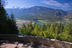 Una bella veduta panoramica da Mount Revelstoke, Canada.  