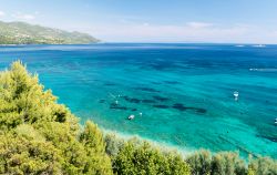 Una bella veduta sul Mare Adriatico a Orebic, penisola di Peljesac (Croazia).
