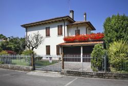 Una bella villetta residenziale nella città di Mogliano Veneto, provincia di Treviso - © Shevchenko Andrey / Shutterstock.com