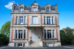 Una casa signorile nel centro di Cognac, Francia.
