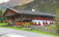 Una casa tipica dell'Alto Adige vicino a Ridanna nel Sud Tirolo