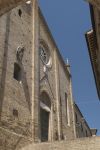 Una chiesa nel centro storico di Montecassiano di Macerata, nelle Marche