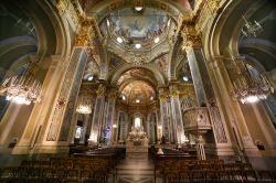 Una classica escursione da Genova: il Santuario Nostra Signora della Guardia - © Ion Sebastian / Shutterstock.com