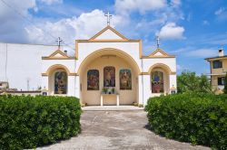 Una edicola votiva nel centro di Specchia in provincia di Legge, nel Salento