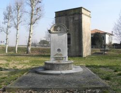 Una fontana nel territorio di Vescovana a sud di Padova
