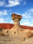 Una formazione rocciosa dell'Ischigualasto Park di San Juan, Argentina. Questo parco si estende su un'area di oltre 600 km quadrati ad un'altitudine di circa 1300 metri sul livello ...