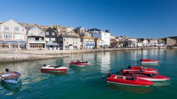 Una giornata di sole al porto di St. Ives, Cornovaglia, Regno Unito.



