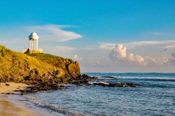 Una pagoda per matrimoni su una spiaggia dei Caraibi a Anguilla, America Centrale.

