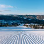 Una pista da sci a Nesbyen in Norvegia, appena fresata da un gatto delle nevi