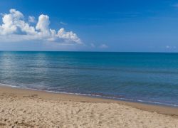 Una spiaggia nella Maremma meridionale, nella zona tra Ansedonia e Capalbio