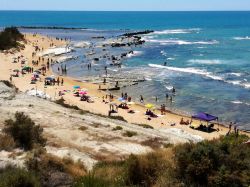 Una spiaggia vicino a Porto Empedocle di Agrigento sud della Sicilia