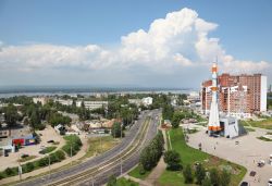 Una strada di Samara nei pressi del Museo dello Spazio, Russia. Per gli amanti della scienza spaziale, una visita a questo museo è da considerarsi un must. Fra le attrazioni principali ...