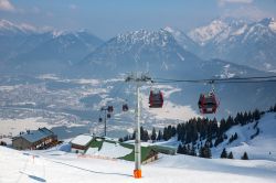 una telecabina nel comprensorio sciistico di Lech in Austria