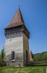 Una torre della chiesa fortificata di Biertan, Romania. In totale sono sette le torri che caratterizzano le mura di questa cittadella fortificata.



