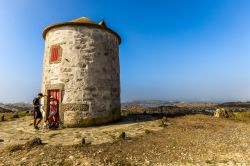Una torre di avvistamento nei pressi di Viana do Castelo, Portogallo - © Olivier Guiberteau / Shutterstock.com
