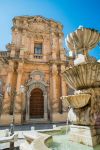 Una vecchia chiesa nel centro storico di Marsala (Sicilia). 
