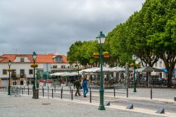 Una veduta del villaggio di Mafra nei pressi di Lisbona, Portogallo - © studio f22 ricardo rocha / Shutterstock.com