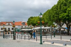 Una veduta del villaggio di Mafra nei pressi di Lisbona, Portogallo - © studio f22 ricardo rocha / Shutterstock.com