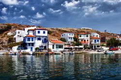 Una veduta dell'isola di Agios Efstratios, Grecia. L'isola deve il suo nome a Sant'Eustrazio che vi risiedette come esule dopo essersi opposto alle politiche iconoclaste dell'impeartore ...