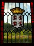 Una vetrata con stemma al castello di Rivau, Lémeré, nei pressi di Chinon (Francia) - © LACROIX CHRISTINE / Shutterstock.com