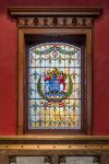 Una vetrata decorata con lo stemma cittadino a Trenton, New Jersey, USA - © Nagel Photography / Shutterstock.com