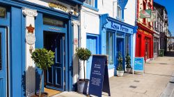 Una via centrale nel borgo di Cashel nel centro dell'Irlanda. - © Giancarlo Liguori / Shutterstock.com