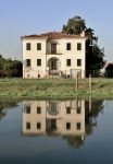 Una villa nei dintorni di Mirano, sulla vicina riviera del Brenta,  in Veneto