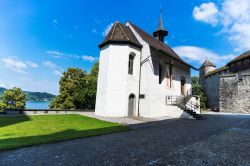 Un'antica chiesetta di Rapperswil-Jona, Svizzera.
