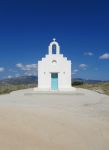 Un'isolata chiesetta greco-ortodossa sull'isola di Antiparos, Cicladi.

