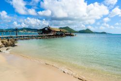 Uno dei paradisi tropicali dei Caraibi: Pigeon Island nella Rodney Bay di Santa Lucia (Saint Lucia).