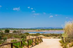 Uno dei vari accessi alla Riserva Naturale di Vendicari in Sicilia