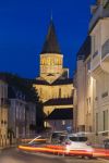 Uno scorcio by night della basilica di Paray-le-Monial, Francia.
