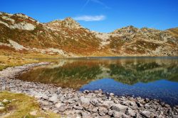 Uno scorcio dei laghi Jovet a Les Contamines-Montjoie (Alta Savoia), Francia.
