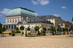 Uno scorcio del bel centro cittadino di Frantiskovy Lazne, Repubblica Ceca. Goethe che abitò qui la descrisse come "il paradiso in terra".
