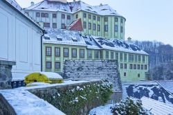 Uno scorcio del castello di Weesenstein in inverno con la neve, Sassonia, Germania - © UllrichG / Shutterstock.com