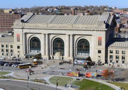 Uno scorcio del centro di Kansas City, Missouri. Come moltre cittadine metropolitane del Midwest, Kansas City ha conosciuto un vero e proprio boom edilizio negli ultimi decenni - © robert ...