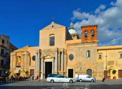 Uno scorcio del centro storico di Licata nel sud della Sicilia - © poludziber / Shutterstock.com