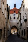 Uno scorcio del distretto di Stein an der Donau nei pressi di Krems, Austria. Passeggiando per il centro si può scoprirne gli angoli più caratteristici. 
