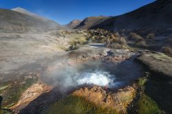 Uno scorcio del Sajama National Park a Oruro, Bolivia. Fondato nel 1939, questo parco nazionale si estende su una superficie di circa mille km quadrati e ospita popolazioni indigene fra cui ...