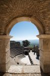 Uno scorcio del teatro di Dougga, Tunisia. Siamo a circa un centinaio di chilometri dalla capitale Tunisi.

