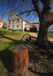 Uno scorcio del villaggio di Holasovice, Repubblica Ceca. Il paese, che fa parte della comunità di Jankov, è stato abbandonato dopo la Seconda Guerra Mondiale.
