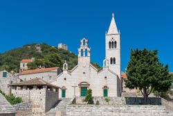 Uno scorcio del villaggio di Lastovo, isola di Lagosta in Croazia