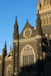 Uno scorcio della cattedrale di San Patrizio a Melbourne, Australia. Realizzato in stile neogotico, questo luogo di culto venne progettato da William Wilkinson Wardell - © LALIDA BOONMEE ...